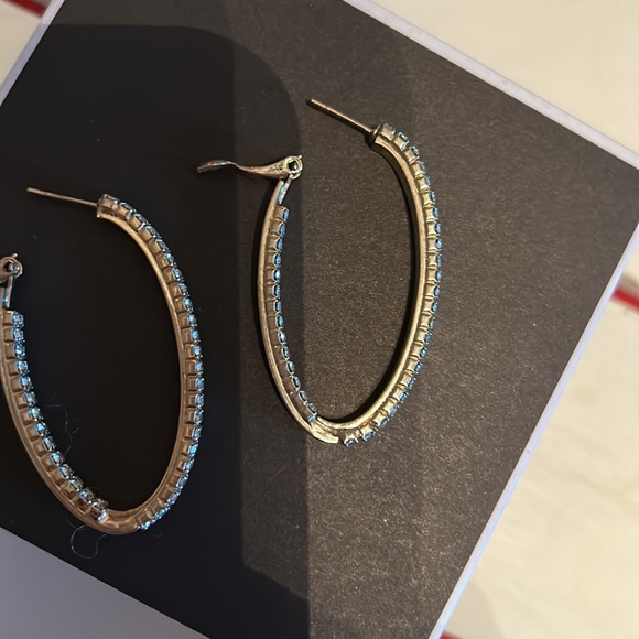 GOLD plated oval hoop earrings with crystals - Picture 4 of 6